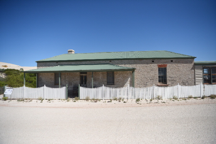 Van-trip-perth-camera-2053