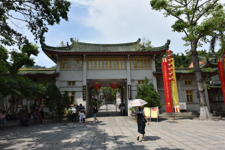 CHN_0869SML - Copy