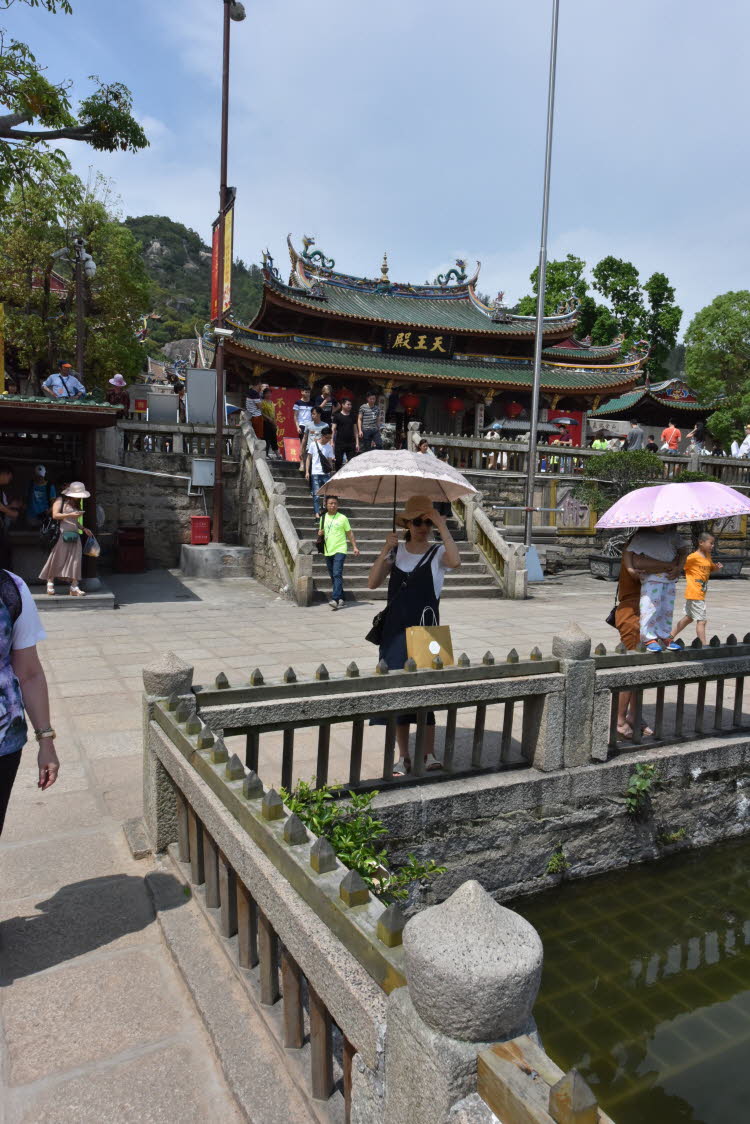CHN_0875SML - Copy