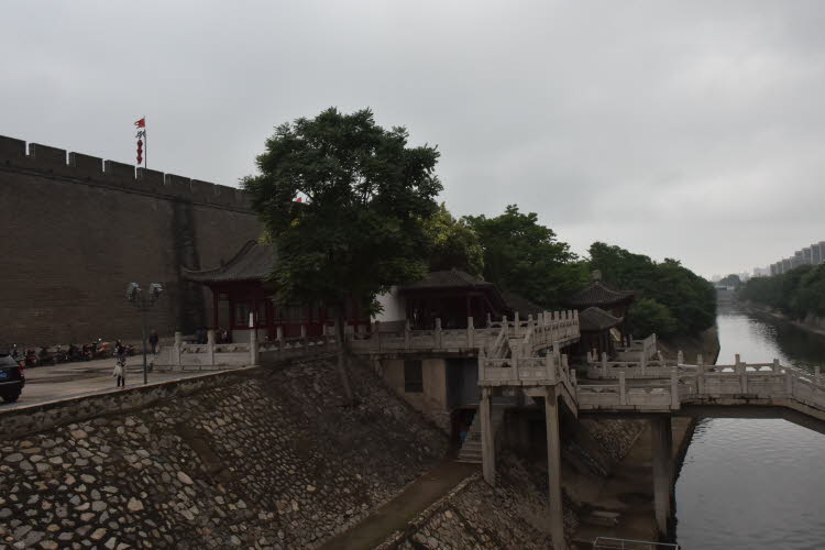 CHN_2435-Small