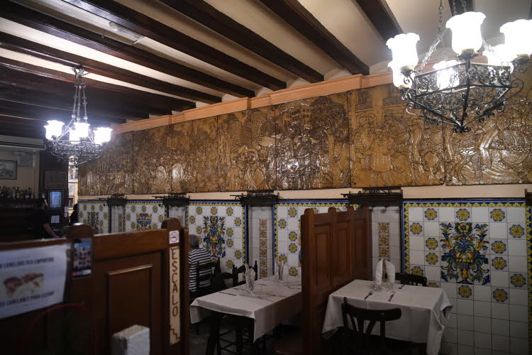 Can Culleretes the oldest restaurant in Barcelona 03