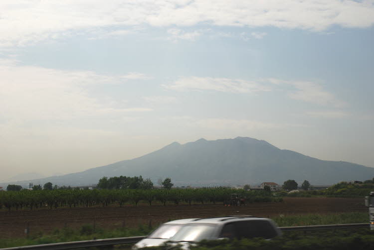 DSC_0049 on the way to pompei