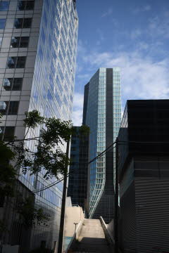 Landmark building 02