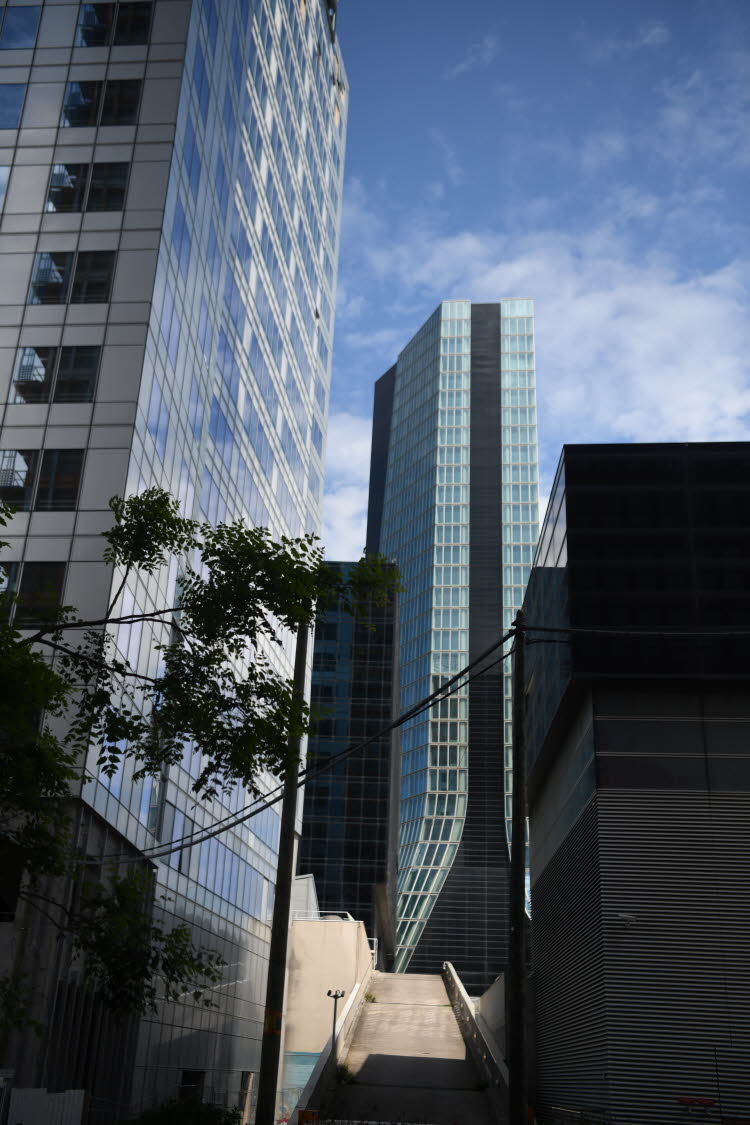 Landmark building 02