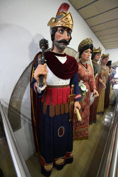The Barcelona festival Giants 03