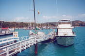 WS2000_033_oz_-c_Hamilton_Island_marina
