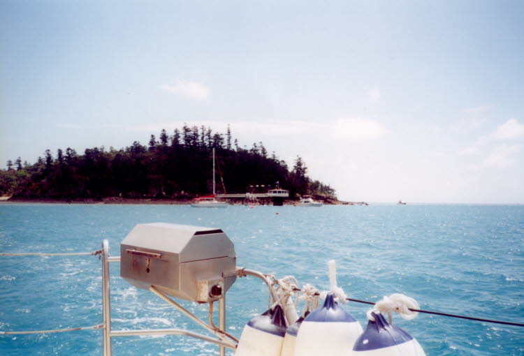 ws2000_114_oz_-c_hook_island_underwater_observatory