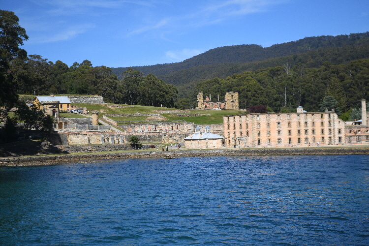 TAS_5694_Small TAS_5694_Small